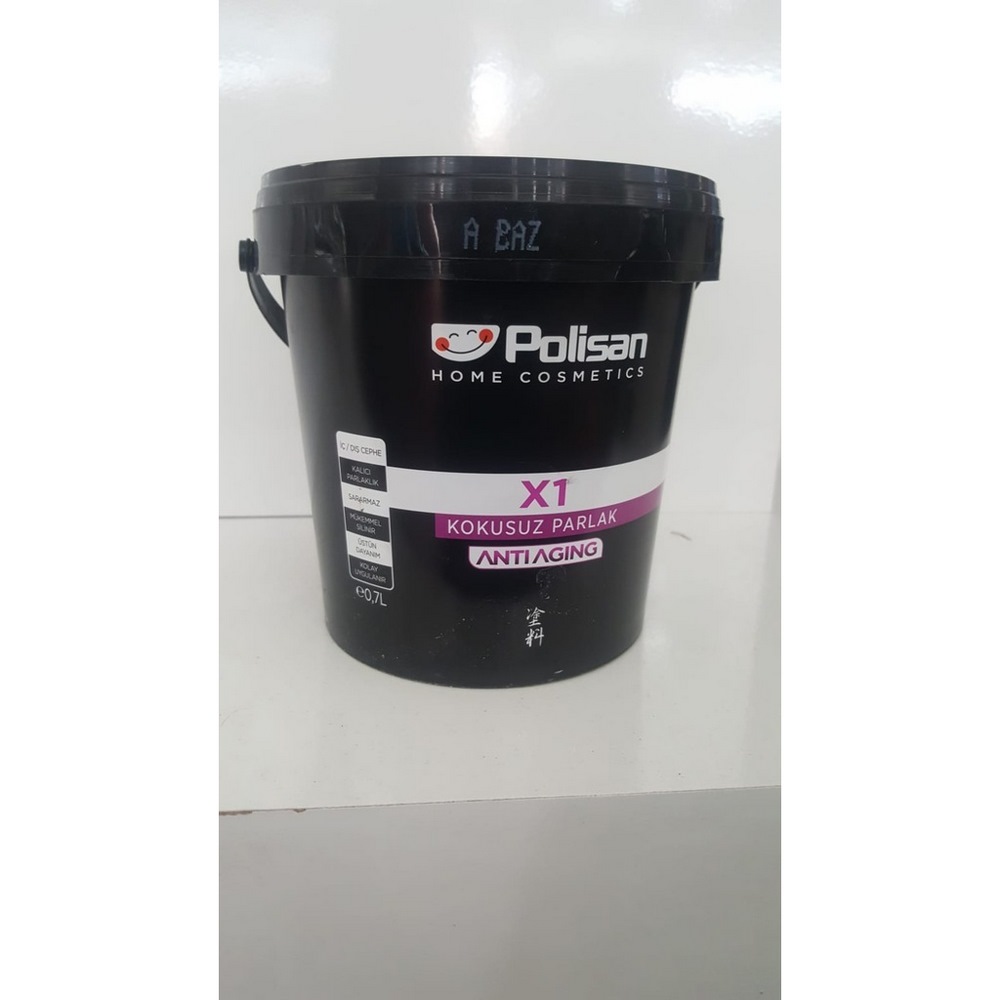 Polisan X1 Kokusuz Parlak 0,7l Siyah